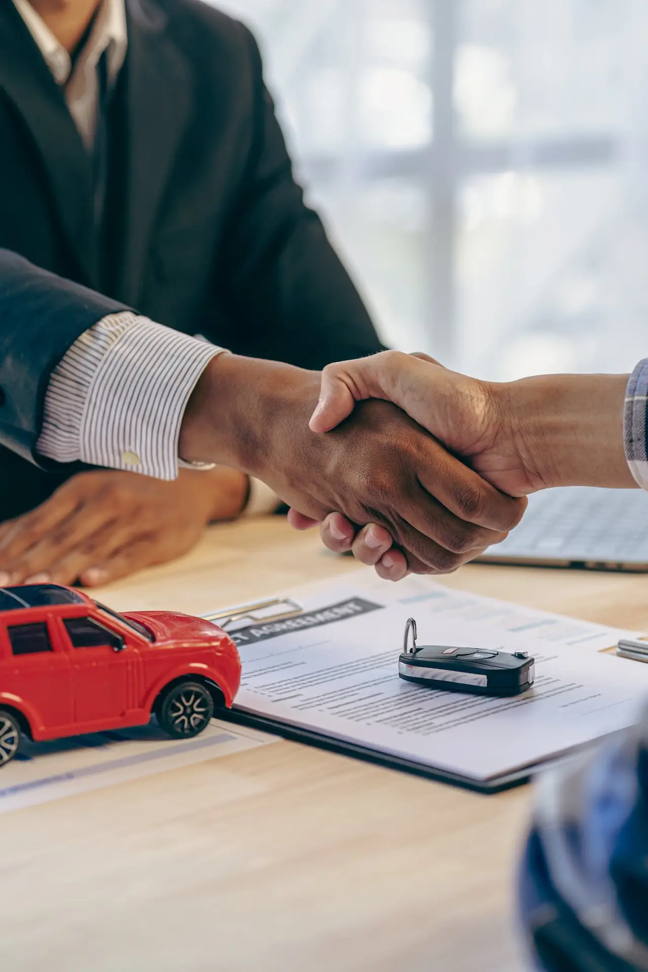 corporate Accountant Calgary shaking hands